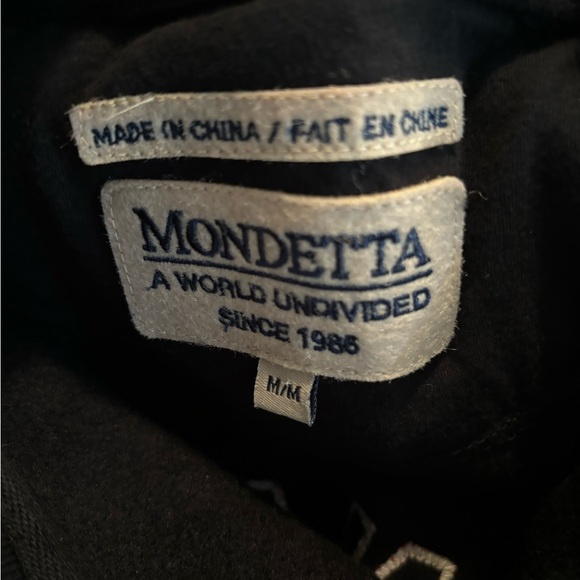 Mondetta Canada sweater - Picture 3 of 4
